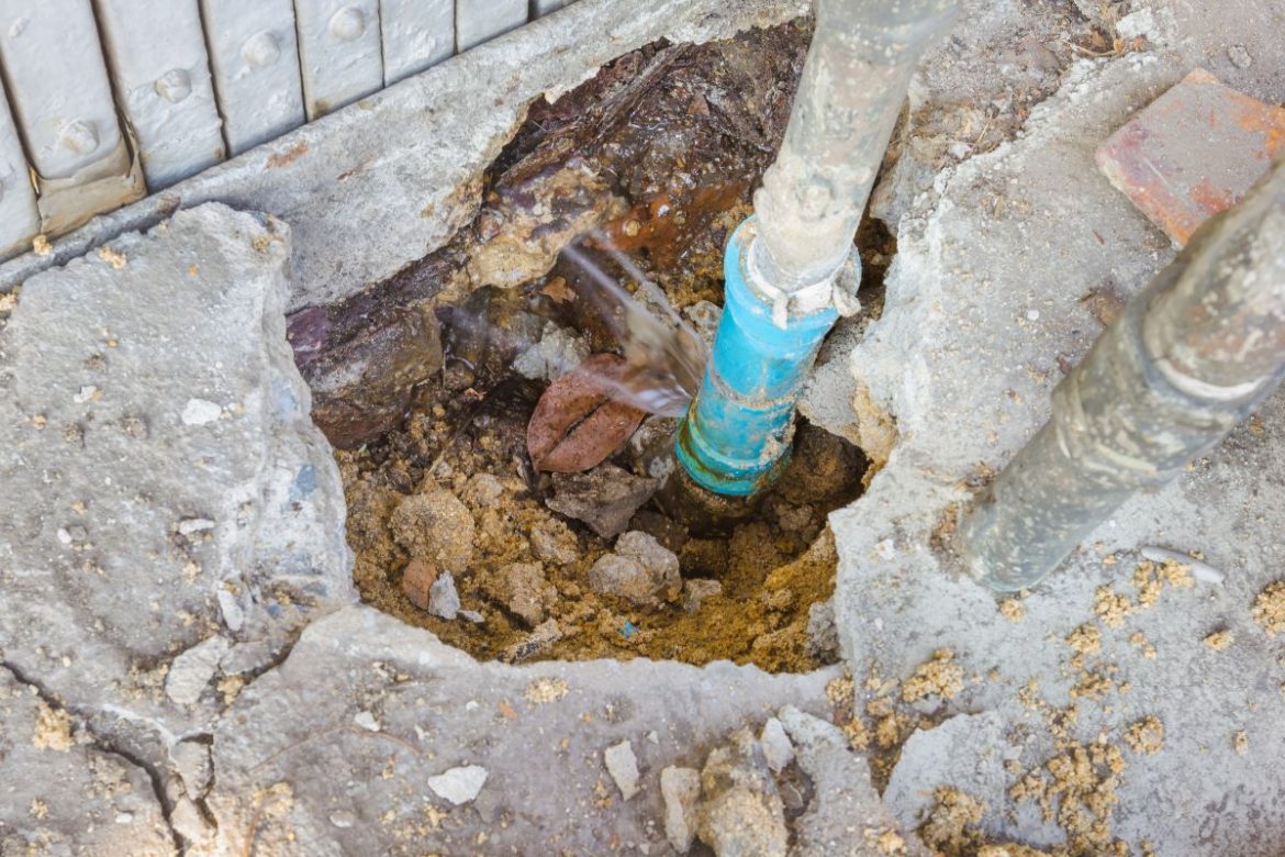 Detecting a Water Leak: Methods and Signs to Look For